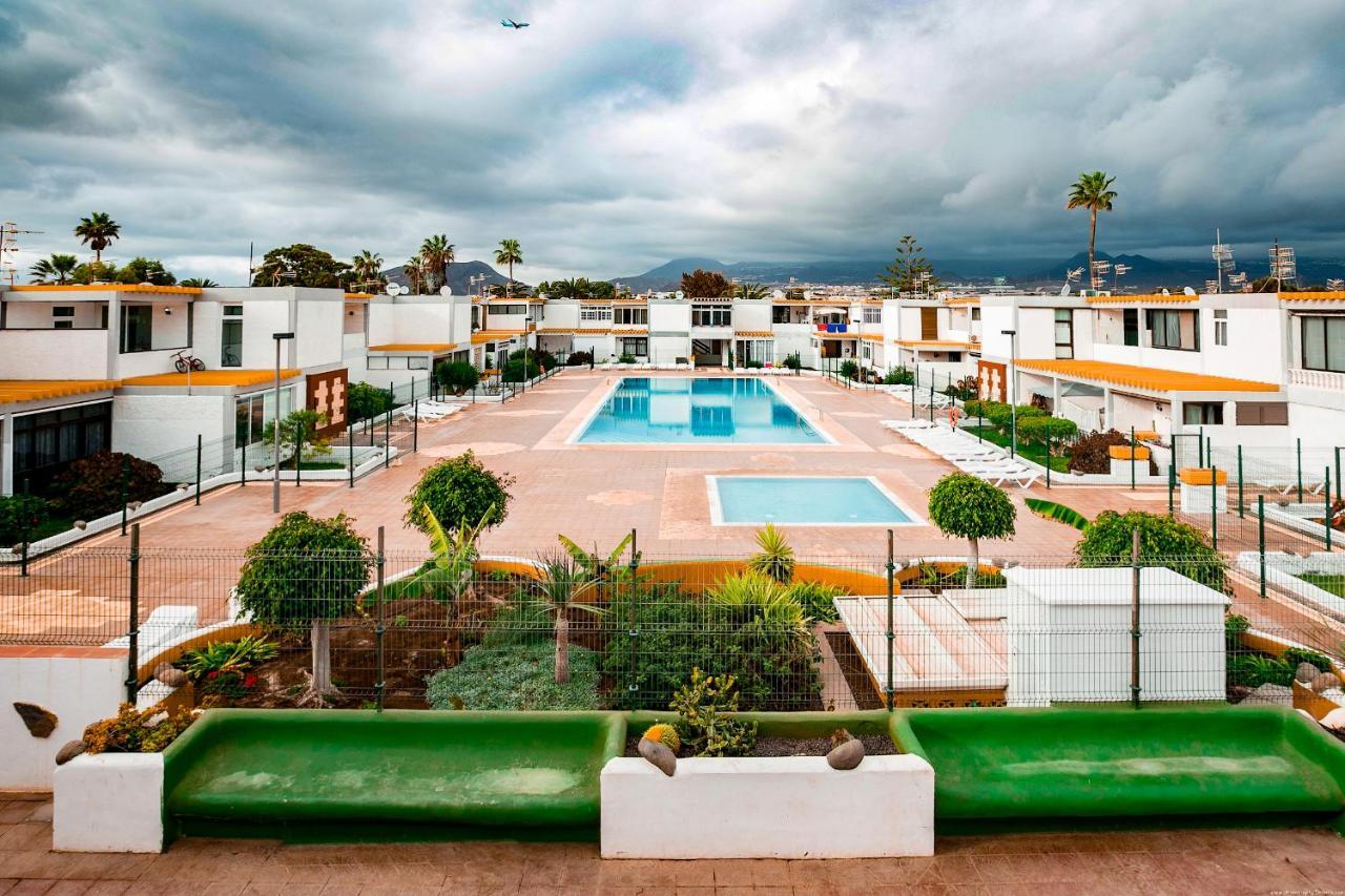 קוסטה דל סילנסיו New Apartment In Tenerife מראה חיצוני תמונה